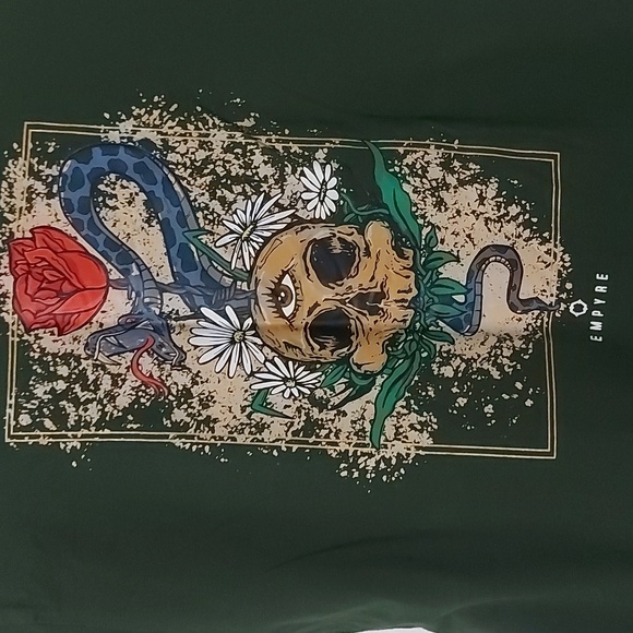 Empyre dark green graphic tshirt with logo on the back - Picture 4 of 6